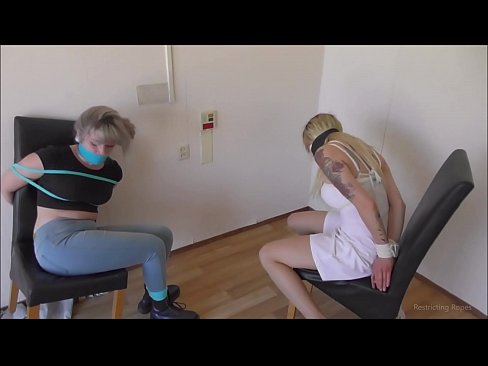 ❤️ Kecanduan / diikat dan disumpal / gadis dalam kesusahan Porno vk pada kami id.shufflesex.ru